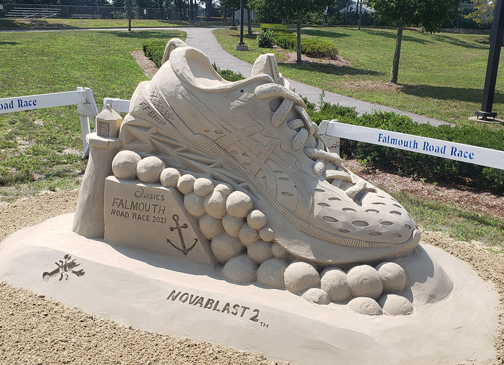 asics sand sculpture